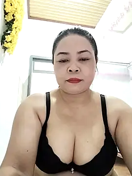Sexy-bigtits2024 online show from 02/04/25, 01:02