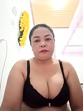 Sexy-bigtits2024 online show from 01/15/25, 07:15
