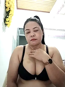 Sexy-bigtits2024 online show from 01/23/25, 09:39