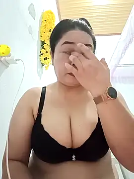 Sexy-bigtits2024 online show from 12/28/24, 12:45