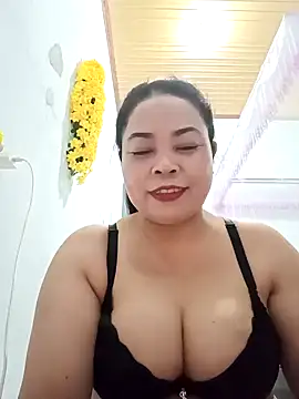 Sexy-bigtits2024 online show from 12/19/24, 12:56
