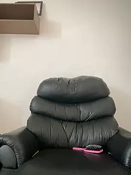 Snapshot of Indiazinha777 chatting on 12/12/24, 11:50 Indiazinha777 online show from 12/12/24, 11:50