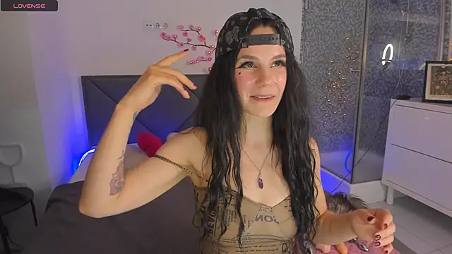 CassieEvans online show from 05/23/26, 05:39