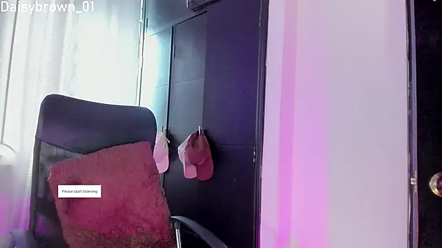 Daisy Brown01 online show from 10/25/25, 03:56