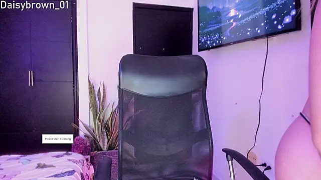 Daisy Brown01 online show from 10/15/25, 02:43