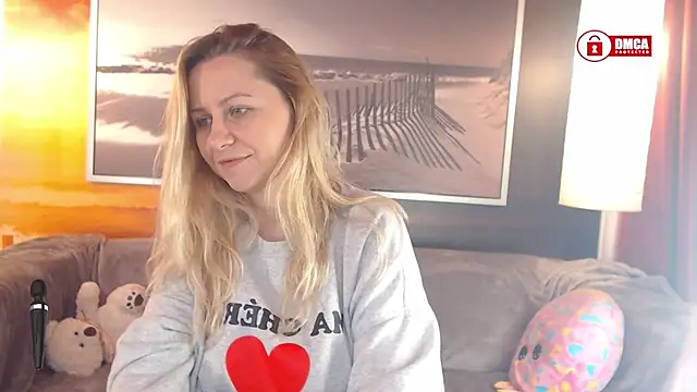 Snapshot of BigBoobsARRI chatting on 02/22/25, 10:18 BigBoobsARRI online show from 02/22/25, 10:18