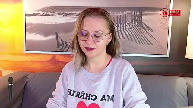 Snapshot of BigBoobsARRI chatting on 12/21/25, 01:46 BigBoobsARRI online show from 12/21/25, 01:46