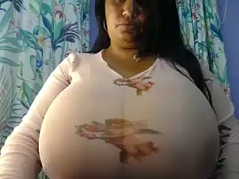  sonia bigboobs online show from 01/05/25, 01:04