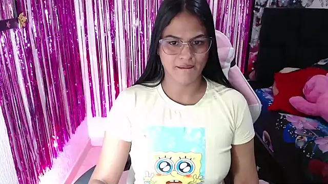 SweetAlmaa online show from 06/13/26, 01:03