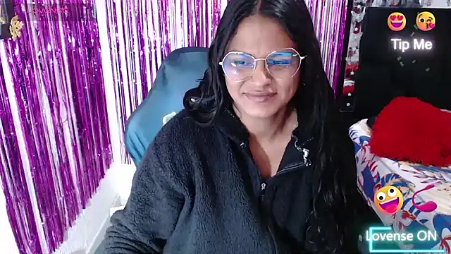 SweetAlmaa online show from 02/23/26, 10:16