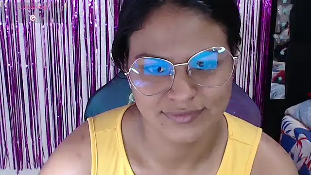 SweetAlmaa online show from 02/15/26, 01:54