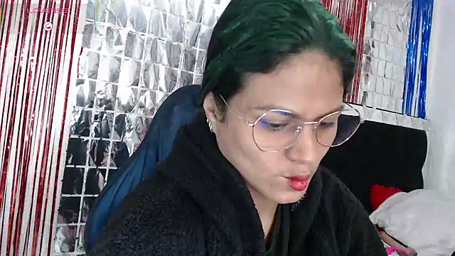 SweetAlmaa online show from 11/02/25, 11:48