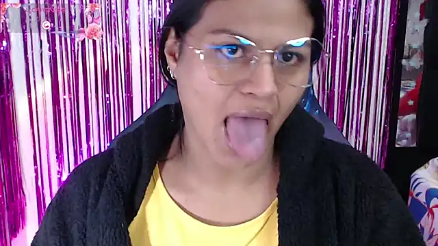 SweetAlmaa online show from 02/06/26, 10:33