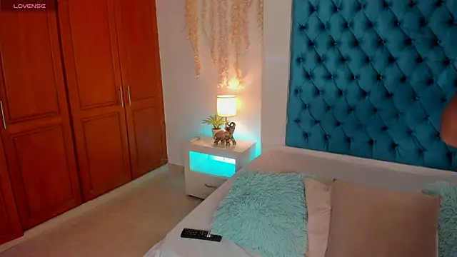 ohrianagibson online show from 04/15/26, 11:27