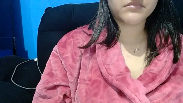 Snapshot of luckygirl111 chatting on 06/11/26, 01:08 luckygirl111 online show from 06/11/26, 01:08