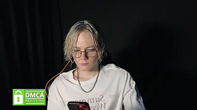 Keytaro online show from 05/13/26, 08:49