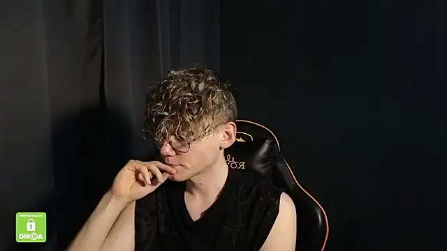 Keytaro online show from 01/31/26, 08:18