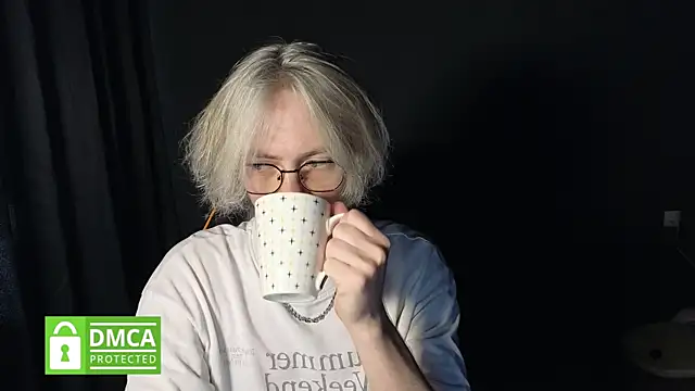 Keytaro online show from 05/19/26, 02:02