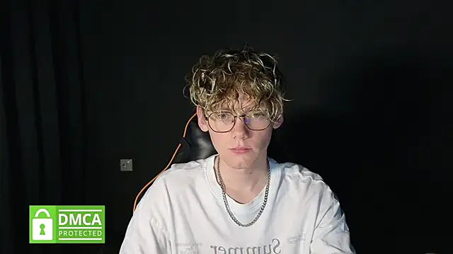 Keytaro online show from 04/28/26, 02:49