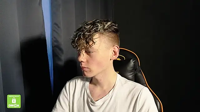 Keytaro online show from 01/08/26, 01:50