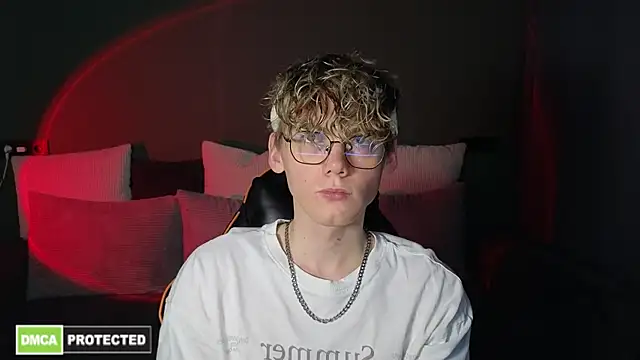 Keytaro online show from 04/05/26, 11:11