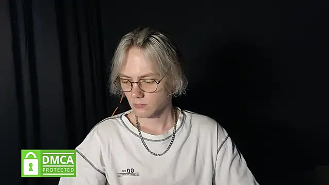 Keytaro online show from 06/11/26, 09:39