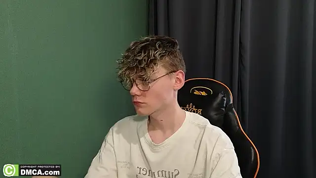 Keytaro online show from 02/11/26, 11:21