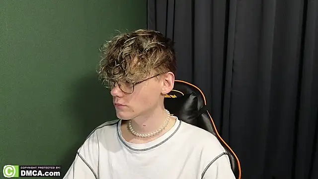 Keytaro online show from 02/08/26, 05:49