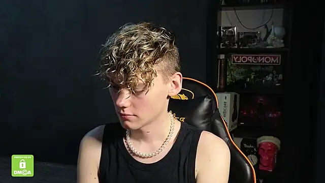 Keytaro online show from 11/27/25, 05:35