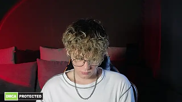 Keytaro online show from 03/23/26, 06:02