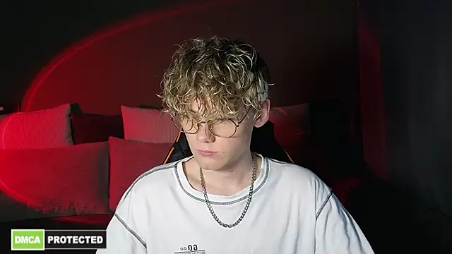 Keytaro online show from 03/29/26, 01:13