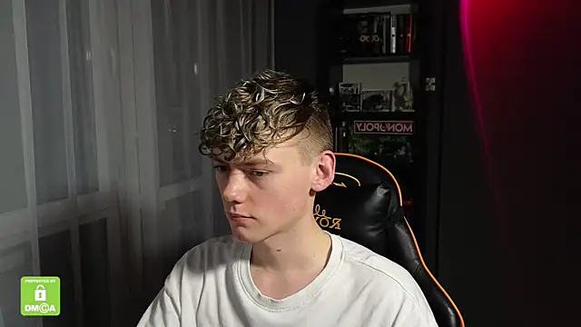 Keytaro online show from 11/13/25, 10:57