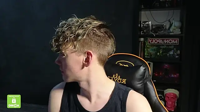 Keytaro online show from 11/26/25, 05:46