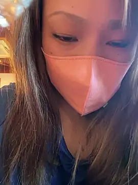 Snapshot of annna_annna_2024 chatting on 11/28/25, 01:50 annna annna 2024 online show from 11/28/25, 01:50