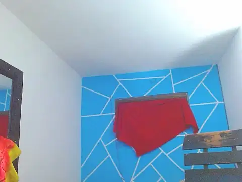 aranza ts online show from 11/04/25, 05:22