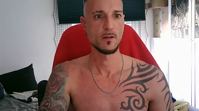 gabrielsaiyann online show from 11/04/25, 02:32