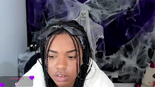 Marce 22 online show from 10/12/25, 01:29