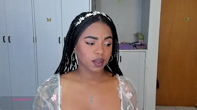 Marce 22 online show from 09/28/25, 01:45