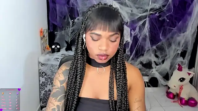 Marce 22 online show from 10/31/25, 04:53