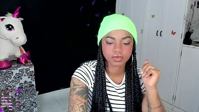 Marce 22 online show from 11/06/25, 03:43