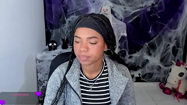 Marce 22 online show from 10/10/25, 11:16