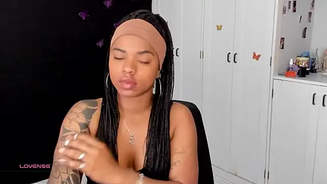 Marce 22 online show from 10/06/25, 03:35