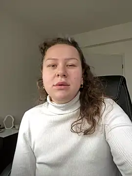 Snapshot of Fancy-Francy chatting on 01/24/25, 11:15 Fancy-Francy online show from 01/24/25, 11:15