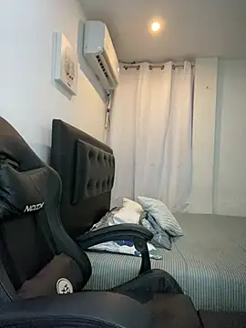 Snapshot of Belissa_miller chatting on 02/17/26, 07:33 Belissa miller online show from 02/17/26, 07:33