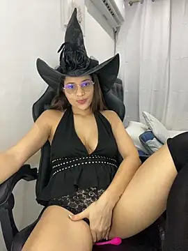 Belissa miller online show from 10/31/25, 07:10