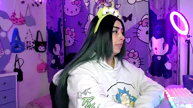 lussyevans24 online show from 10/27/25, 05:30