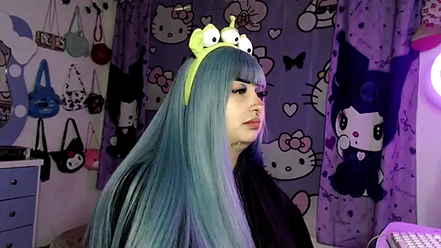 lussyevans24 online show from 02/03/26, 05:16