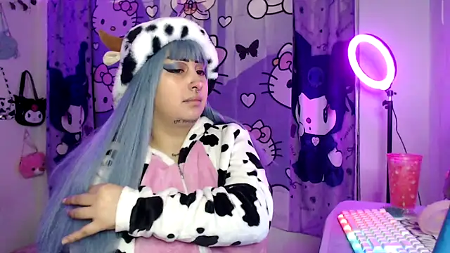 lussyevans24 online show from 10/21/25, 05:51