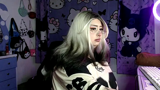 lussyevans24 online show from 03/30/26, 02:35