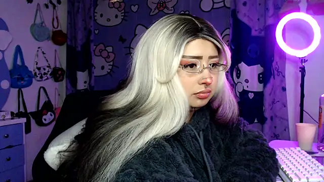 lussyevans24 online show from 03/02/26, 05:08